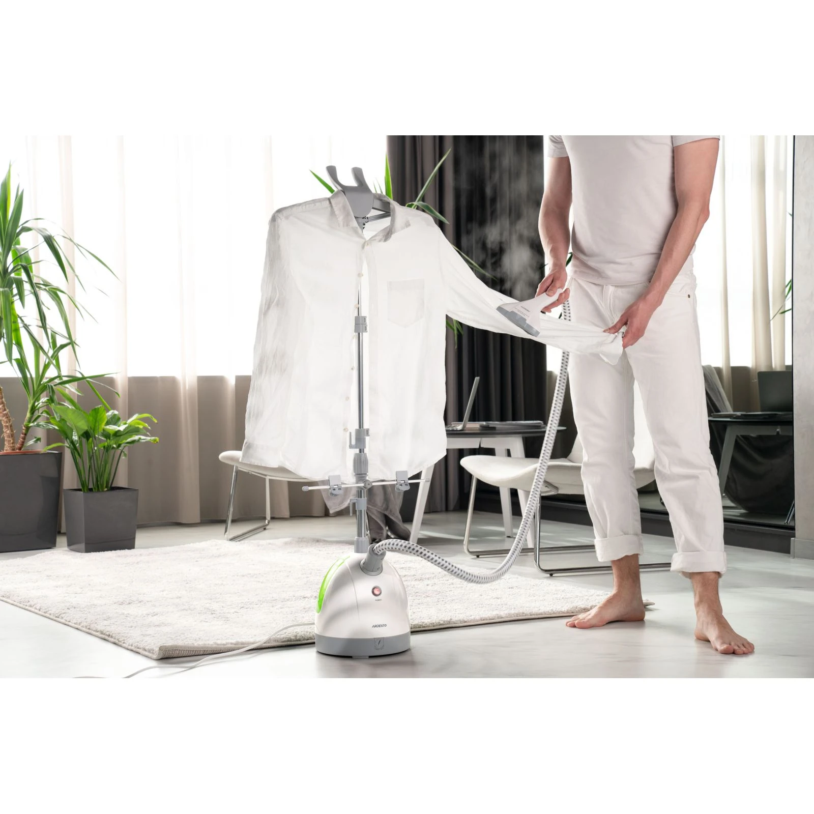 Ardesto IR-C8815-S Потужність: 1785 Вт; Подача пари: 30