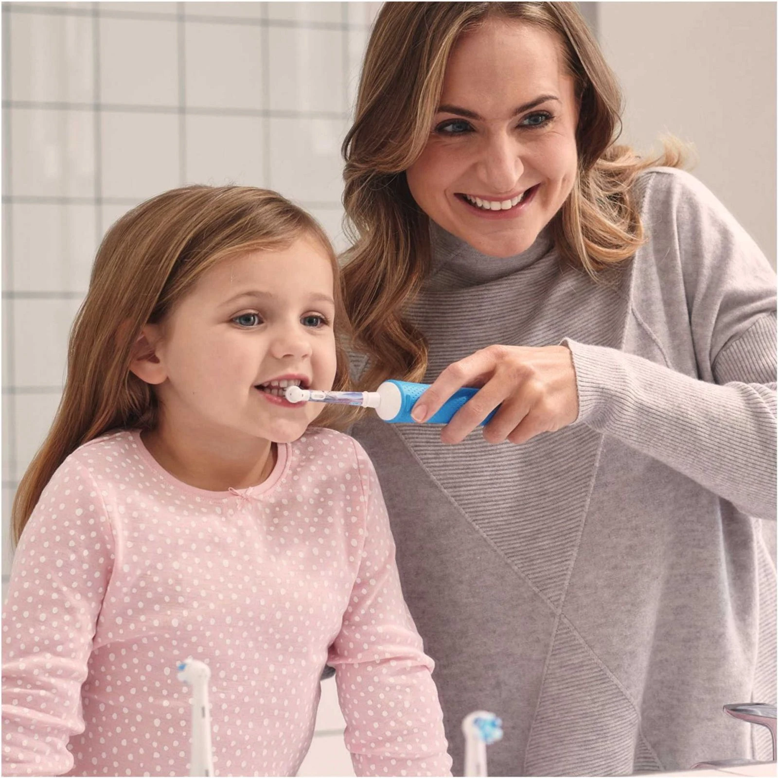 Насадка для зубной щетки Oral-B Kids Frozen II, 2 шт (4210201383994) (UA) Возрастная группа для детей