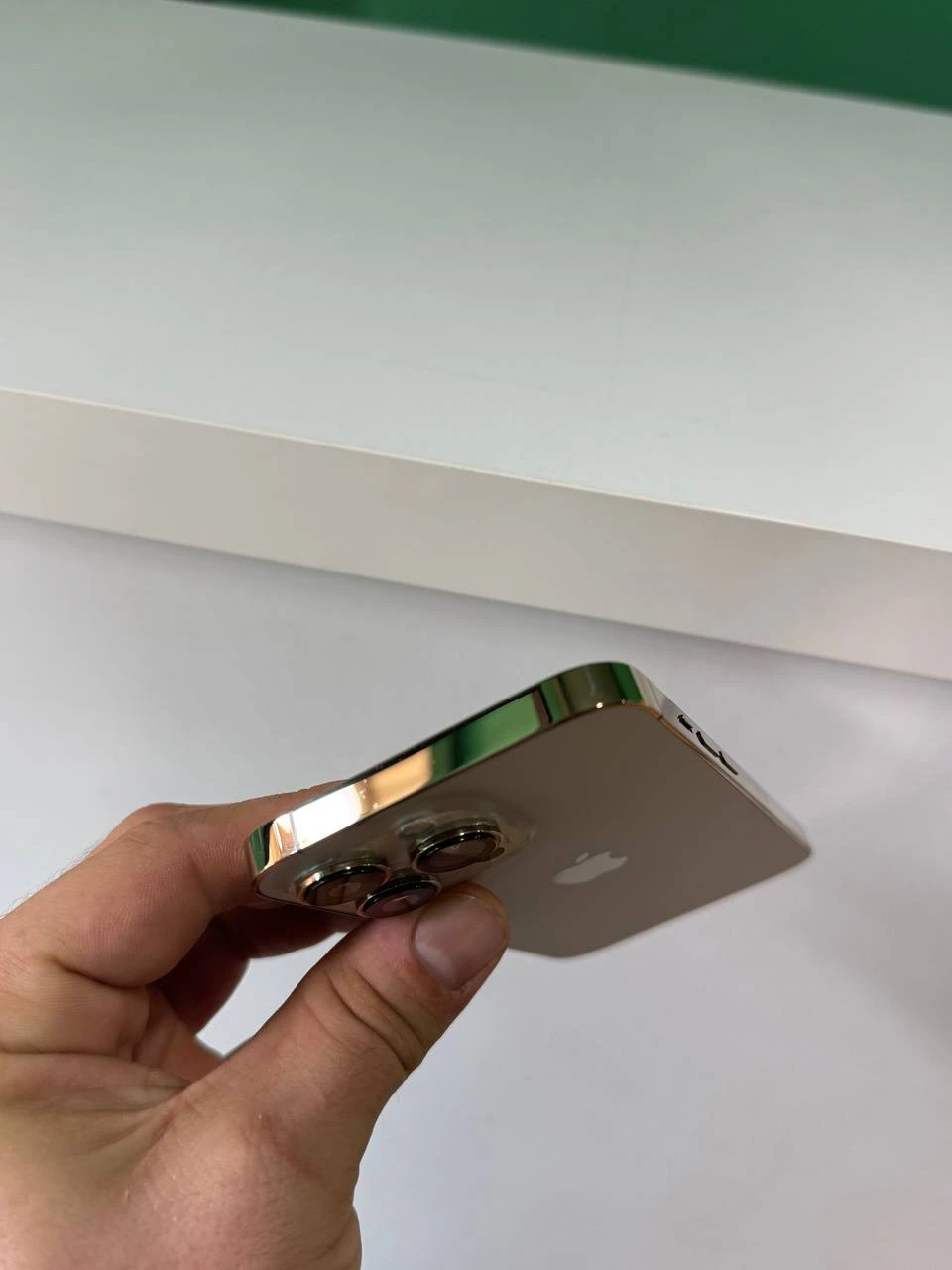 Б/В Apple iPhone 13 Pro 256GB Sierra Blue (Хороший стан)