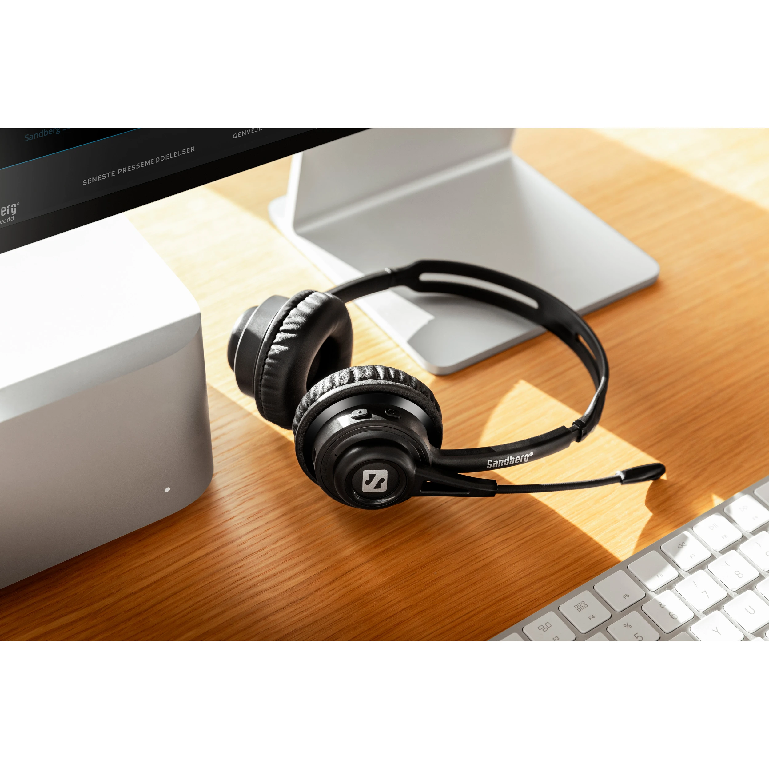 SANDBERG Wireless Headset ANC+ENC (126-44) (UA) Подключение беспроводное