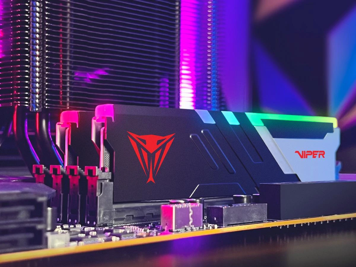 Patriot 32GB (2x16GB) 6800MHz CL34 VIPER VENOM RGB (PVVR532G680C34K) EU Серия: Viper Venom; Тип памяти: DDR5;