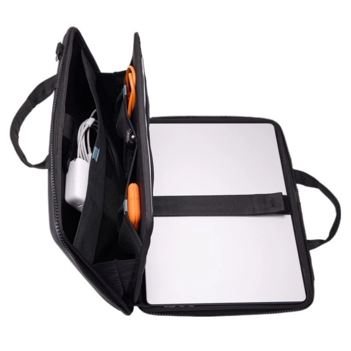 Сумка для ноутбука Thule 16 Gauntlet 5 MacBook Pro Attache TGAE-2557 Чорна (3205415) (UA) ; Тип сумки: сумка; Рекомендуємий