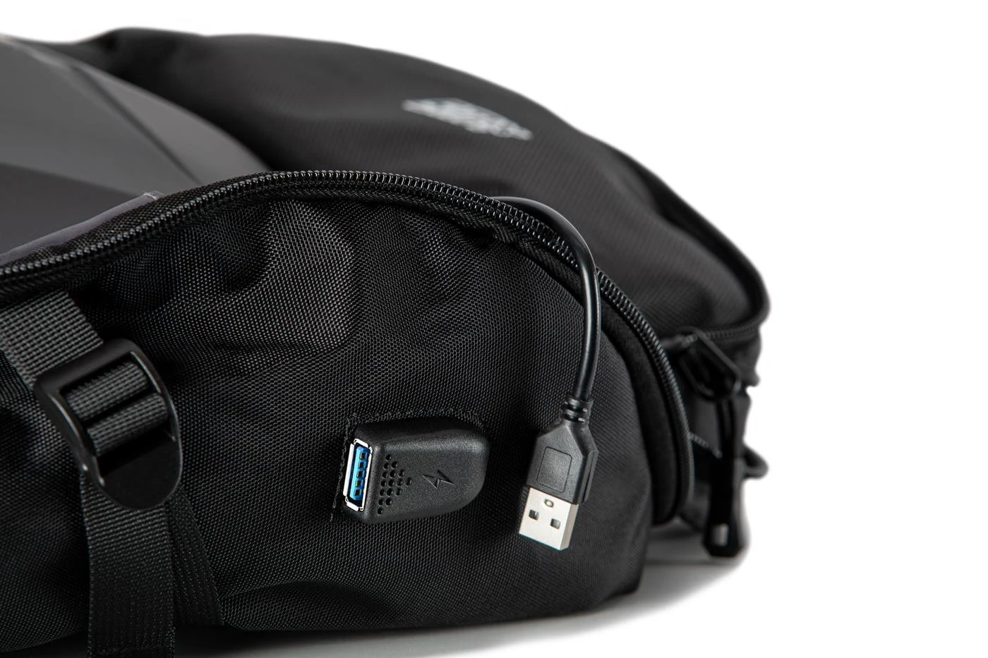 Dell Alienware 16 Aurora Core 5 210H/32GB/512/W11 RTX3050 Zestaw (Alienware-AC16250_005) Процессор: Intel® Core™ 5 210H (8 ядер, 12