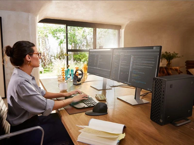 HP EliteDesk 8 SFF G1i Ultra 5-235/16GB/512/Win11P (A55S3ET) EU Процессор: Intel Core Ultra 5 235 (14 ядер, 14