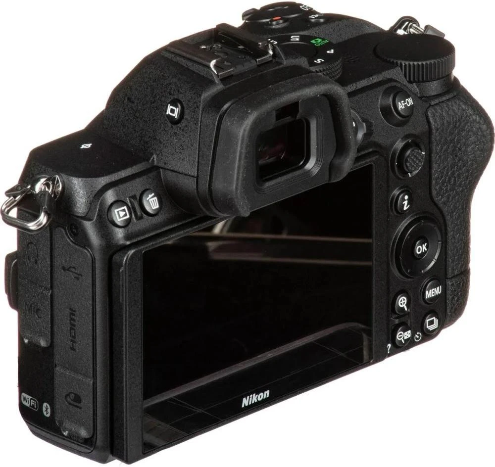 Nikon Z5 + FTZ adapter (VOA040K002)