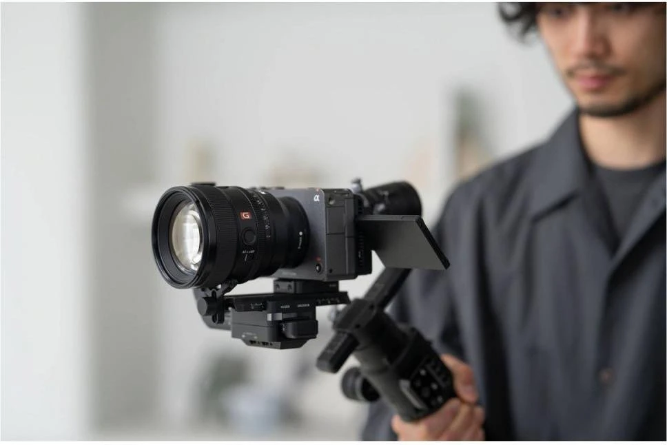 Sony SEL85F14GM2 85mm f/1,4 GM II Бренд: Sony; Тип крепления: Sony E-mount;