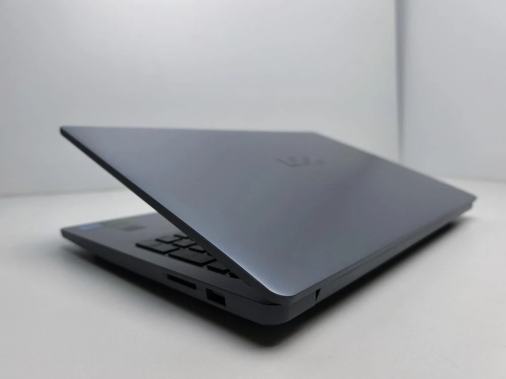 Lenovo LOQ 15IAX9E (83LK00CVUS)