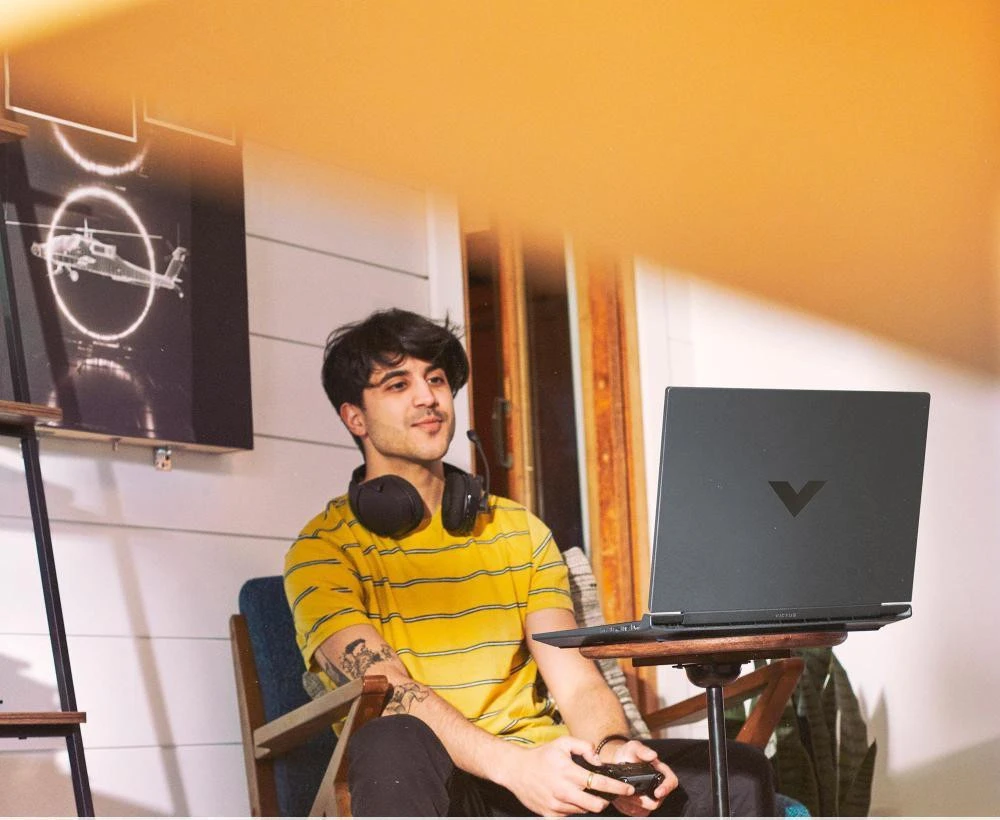 HP Victus 15-fa2041ua Mica Silver (C1WZ7EA)