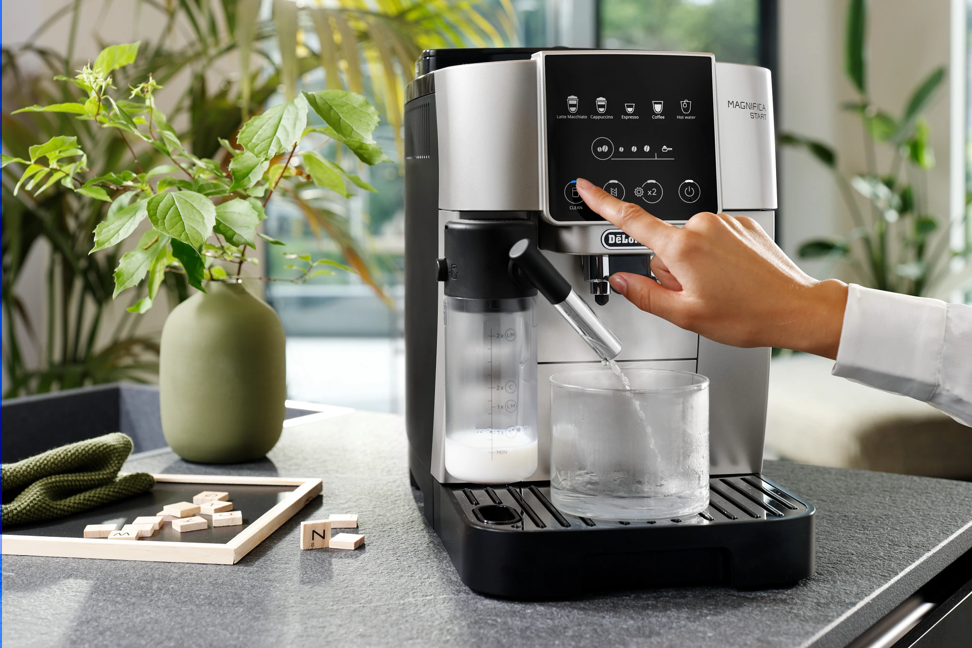 Delonghi Magnifica Start ECAM 220.80.SB
