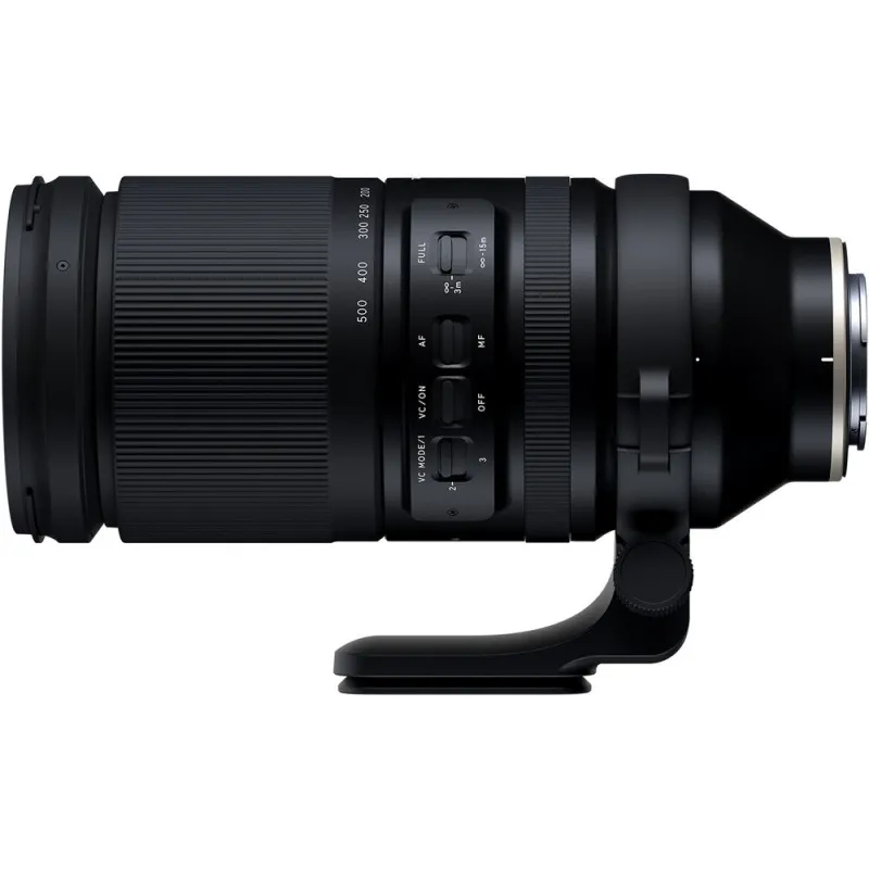 TAMRON AF 150-500mm F/5-6,7 Di III VC VXD for Sony Fullframe Відстань фокусу: 150-500 мм