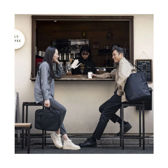 Сумка для ноутбука Case Logic 14 Invigo Eco Attache INVIA-114 Black (3205102) (UA) ; Материал: полиэстер; Вес: 0.15 кг;