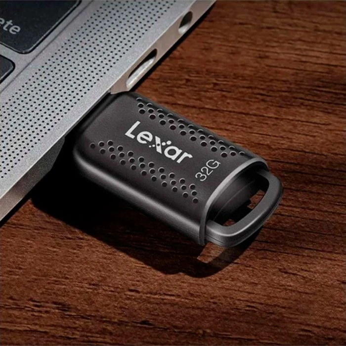 Lexar 32GB JumpDrive V400 Black USB 3.0 (LJDV400032G-BNBNG) (UA) Фізичні розміри: 18.4 x 46.65 x 8.0 мм;
