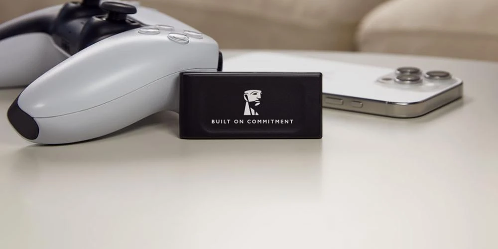 Kingston XS1000 1 TB Red (SXS1000R/1000GA) (UA)