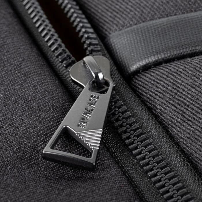 Рюкзак для ноутбука RivaCase 17.3 8164 Clark Black ECO (8164BlackECO) (UA) ; Спосіб закриття: блискавка;