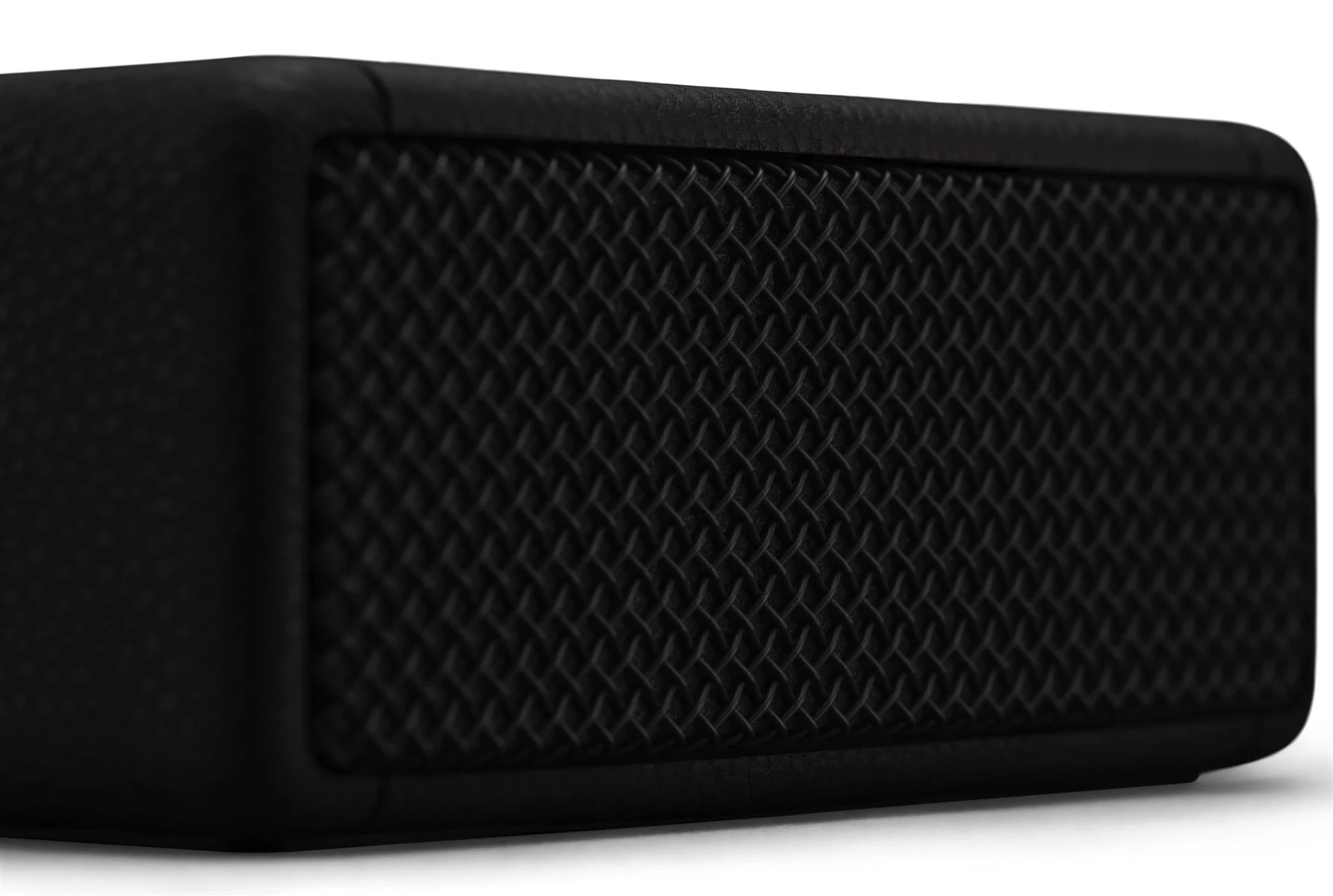 Marshall Emberton II Black and Brass (1006234) Формат акустики: 2.1; Мощность: 20