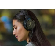 Mackie MC-150 (301477) (UA)