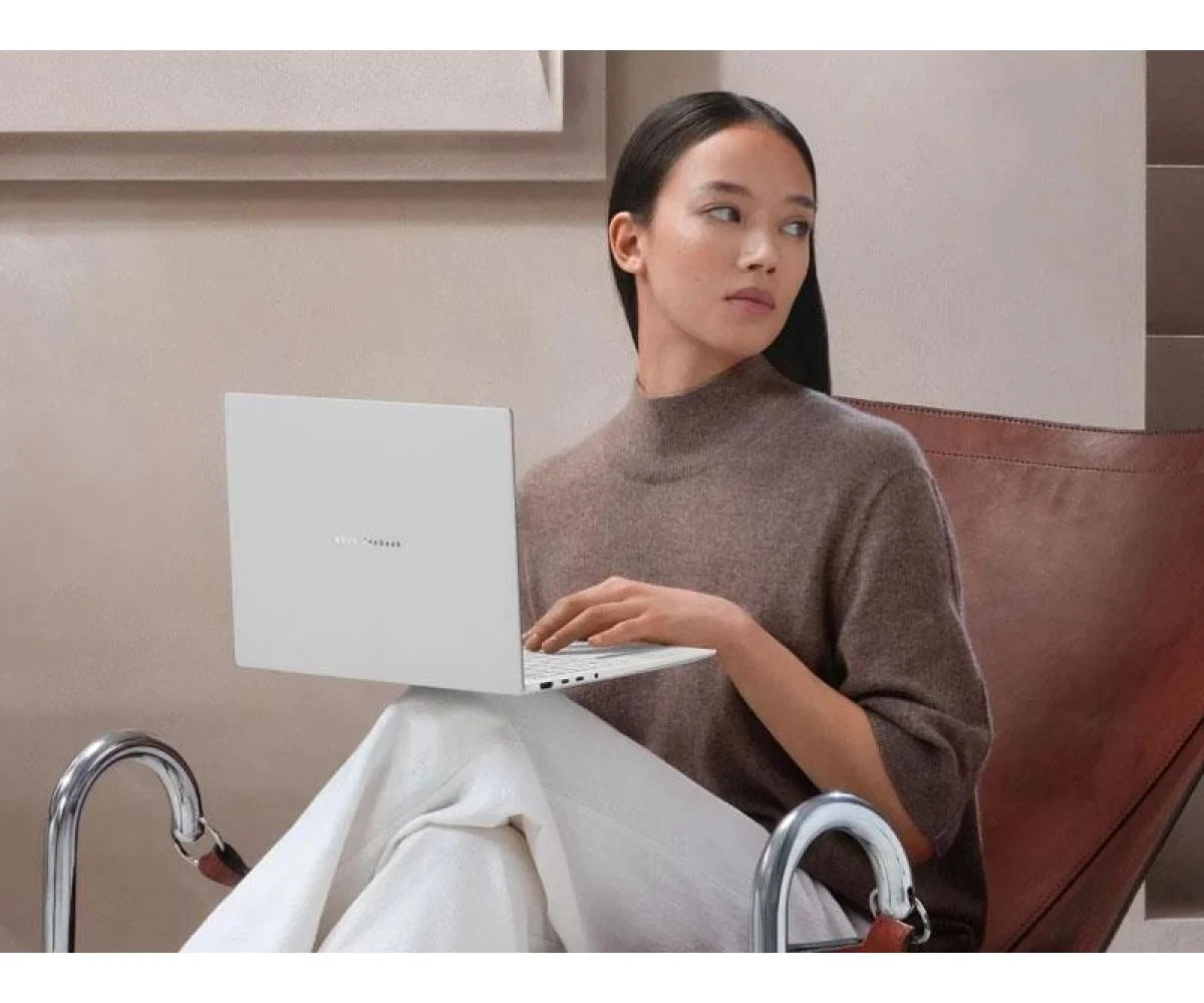 ASUS Zenbook S 14 Ultra 9-386H/32GB/1TB/Win11 OLED Touch (UX5406AA-SU052W)