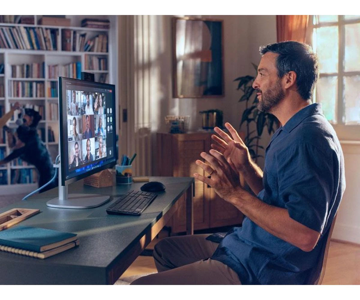 HP EliteStudio 8 AiO G1i Ultra 5-235/16GB/512/Win11P (C9TQ9ET) EU