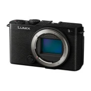 Panasonic Lumix DC-S9 Kit 18-40mm f/4.5-6.3 Jet Black (DC-S9NE-K) (UA)
