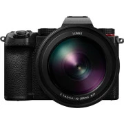Panasonic Lumix S 70-300 мм F4.5-5.6 (S-R70300E) (UA)