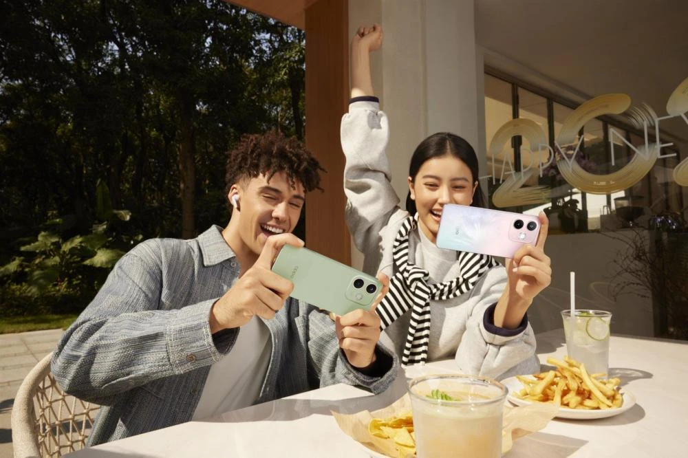 Навушники OPPO Enco Buds3 Pro Glaze White (ETEK1 Glaze White)