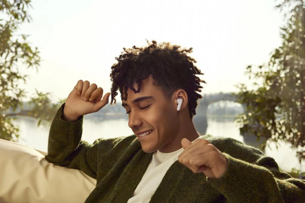 Навушники OPPO Enco Buds3 Pro Glaze White (ETEK1 Glaze White)