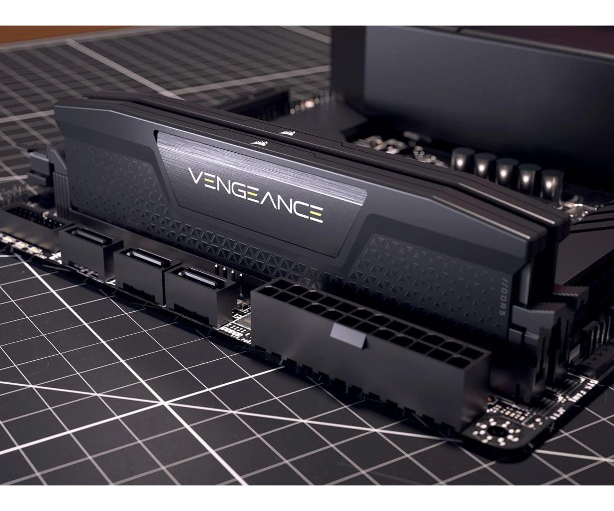 Corsair 16GB (2x8GB) 5600 CL40 Vengeance (CMK16GX5M2B5600Z40) EU Серія: Vengeance; Тип пам'яті: DDR5;