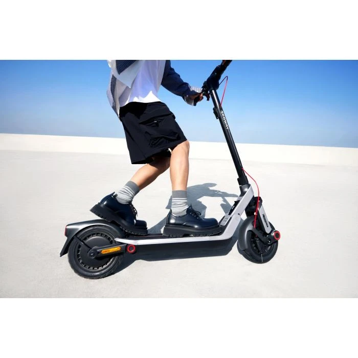 Електросамокат Segway Ninebot E3, сірий (AA.05.19.01.0003) (UA) Діаметр коліс: 10; Максимальне