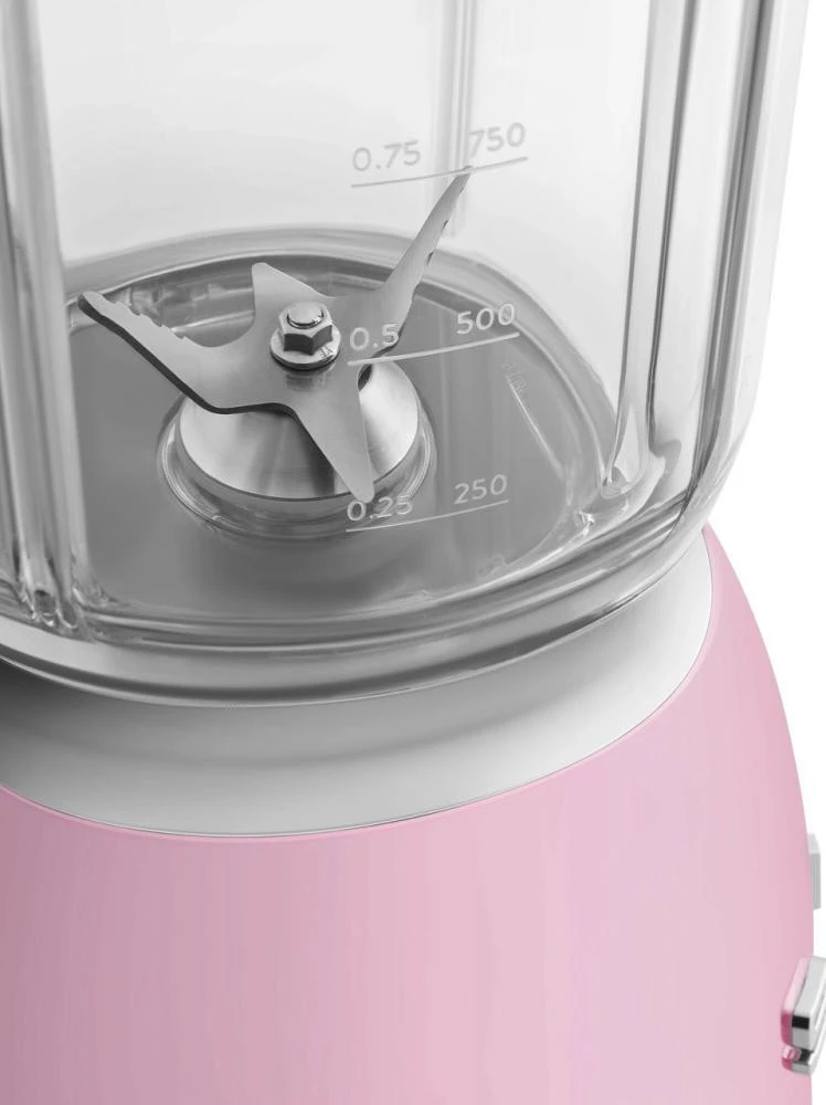 SMEG BLF03PKEU Бренд: SMEG; Мощность, Вт: 800;