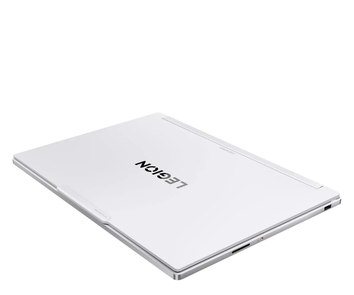 Lenovo Legion 7-16 Ryzen AI 7-450/32GB/2TB/Win11P RTX5060 OLED (83Q8001KPB)