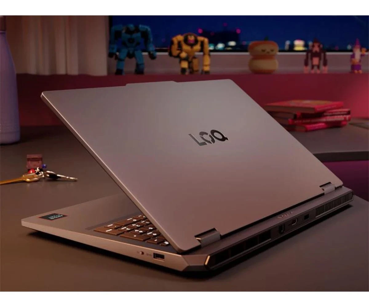 Lenovo LOQ Essential 15 Ryzen 7-170/24GB/512/Win11X RTX5060 144Hz (83VA000XPB)