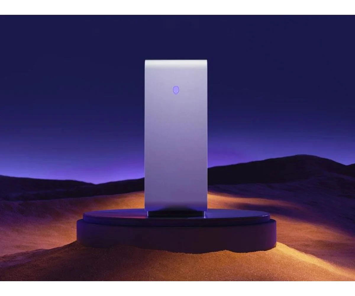 Dell Alienware Area-51 R8 Ryzen 7-9700X/32GB/1TB/Win11 RTX5080 (Alienware-51R8-4213) EU