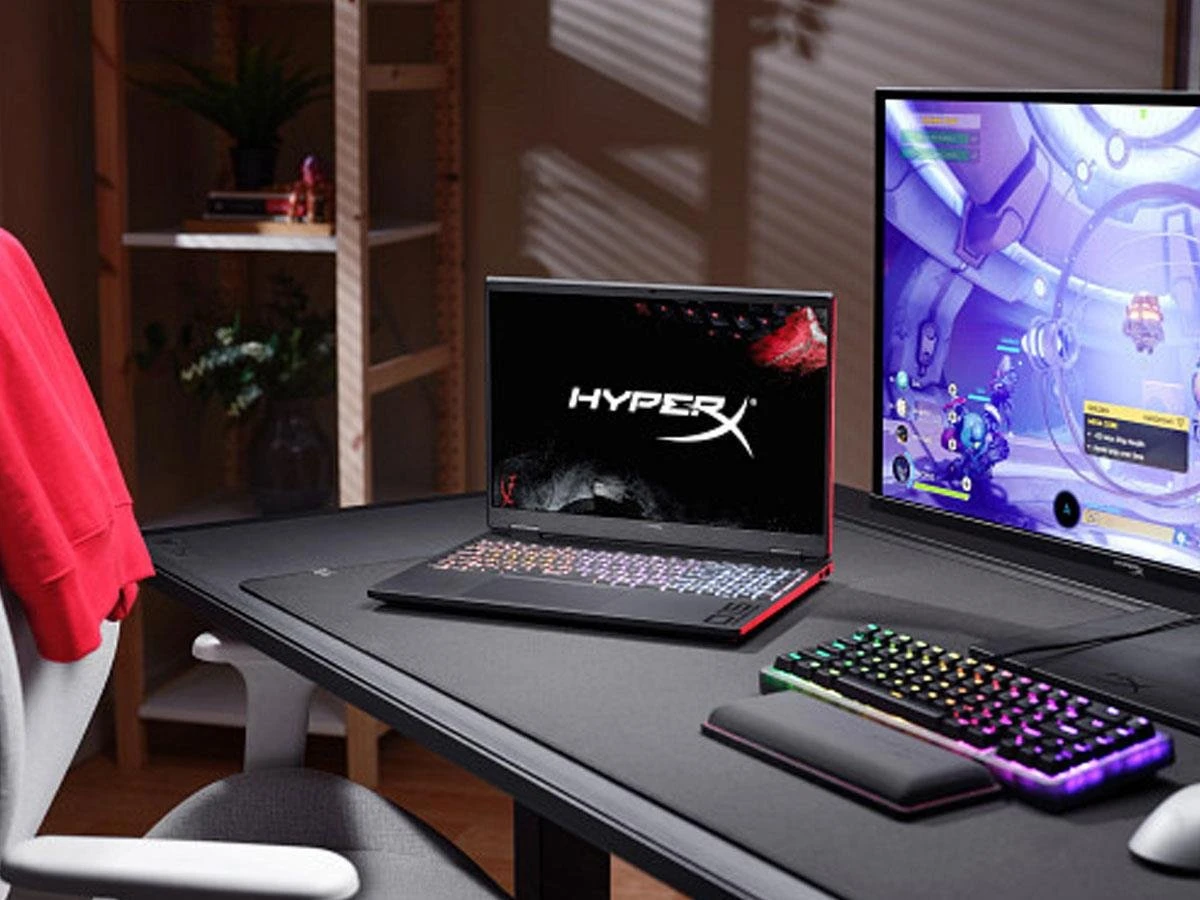 HyperX OMEN 15 Ultra 9-386H/16GB/512 RTX5070 OLED 120Hz (15-ga0098nwx (DP6T7EA))