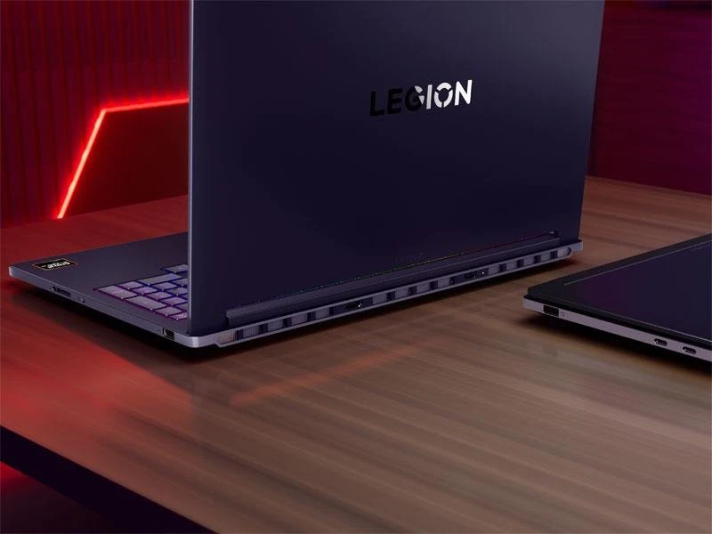 Lenovo Legion 7-16 Ryzen AI 7-450/32GB/1TB/Win11P RTX5060 OLED (83Q8001JPB)