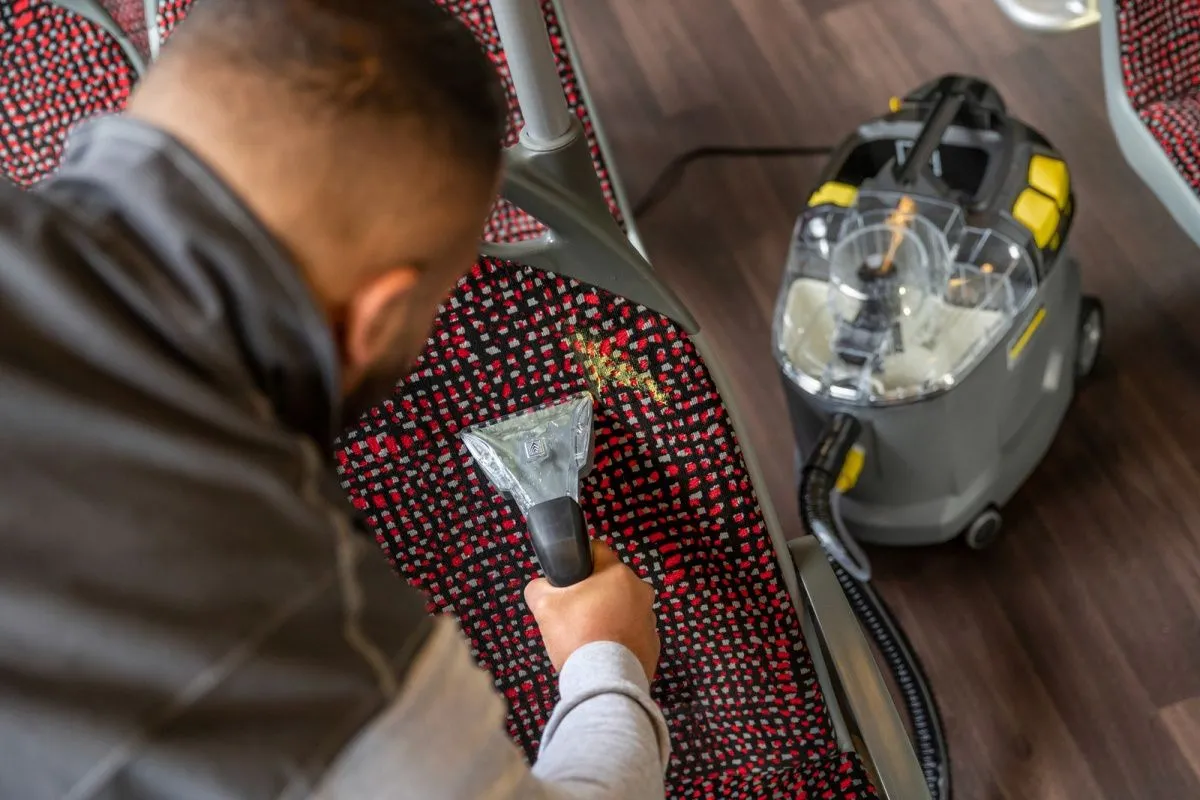 Karcher Puzzi 8/1 (1.100-240.0)