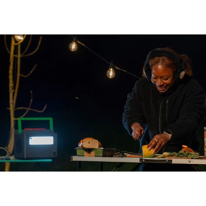 Зарядна станція Schneider Electric 700, 738Wh (PPS730-GR) (UA)