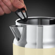 Russell Hobbs Retro Cream 21672-70