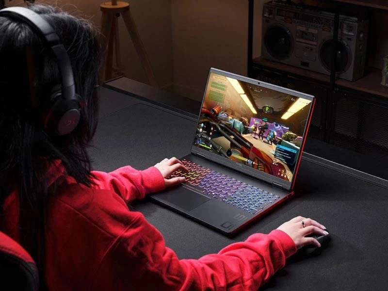 HyperX OMEN 15 Ryzen 9-8940HX/64GB/512+512/W11X RTX5070 OLED 120Hz (15-gb0112nwx (E14RJEA)) No charging adapter Процессор: AMD Ryzen™ 9 8940HX (16 ядер, 32