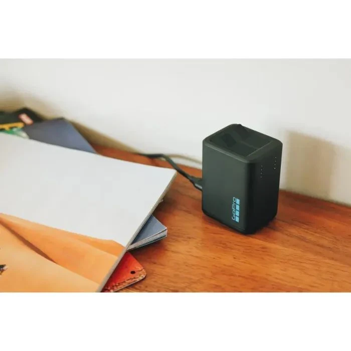 GoPro подвійний зарядний пристрій Dual Battery Charger (HERO13 Black) (AEDBD-201-EU) (UA)