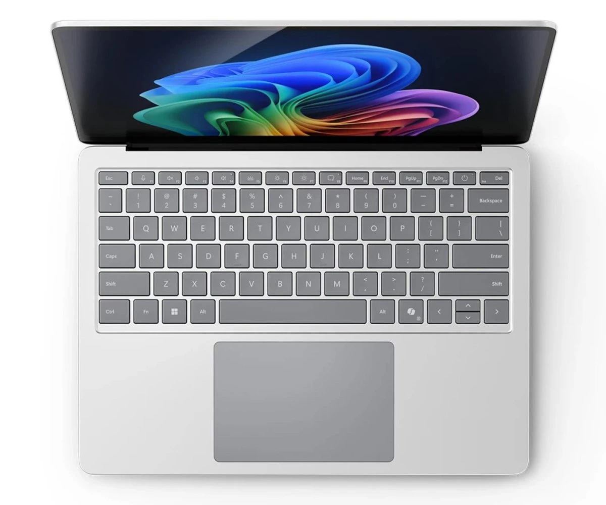 Microsoft Surface Laptop Copilot 13,8 XElite/16GB/512GB/Win11P (ZGZ-00009)