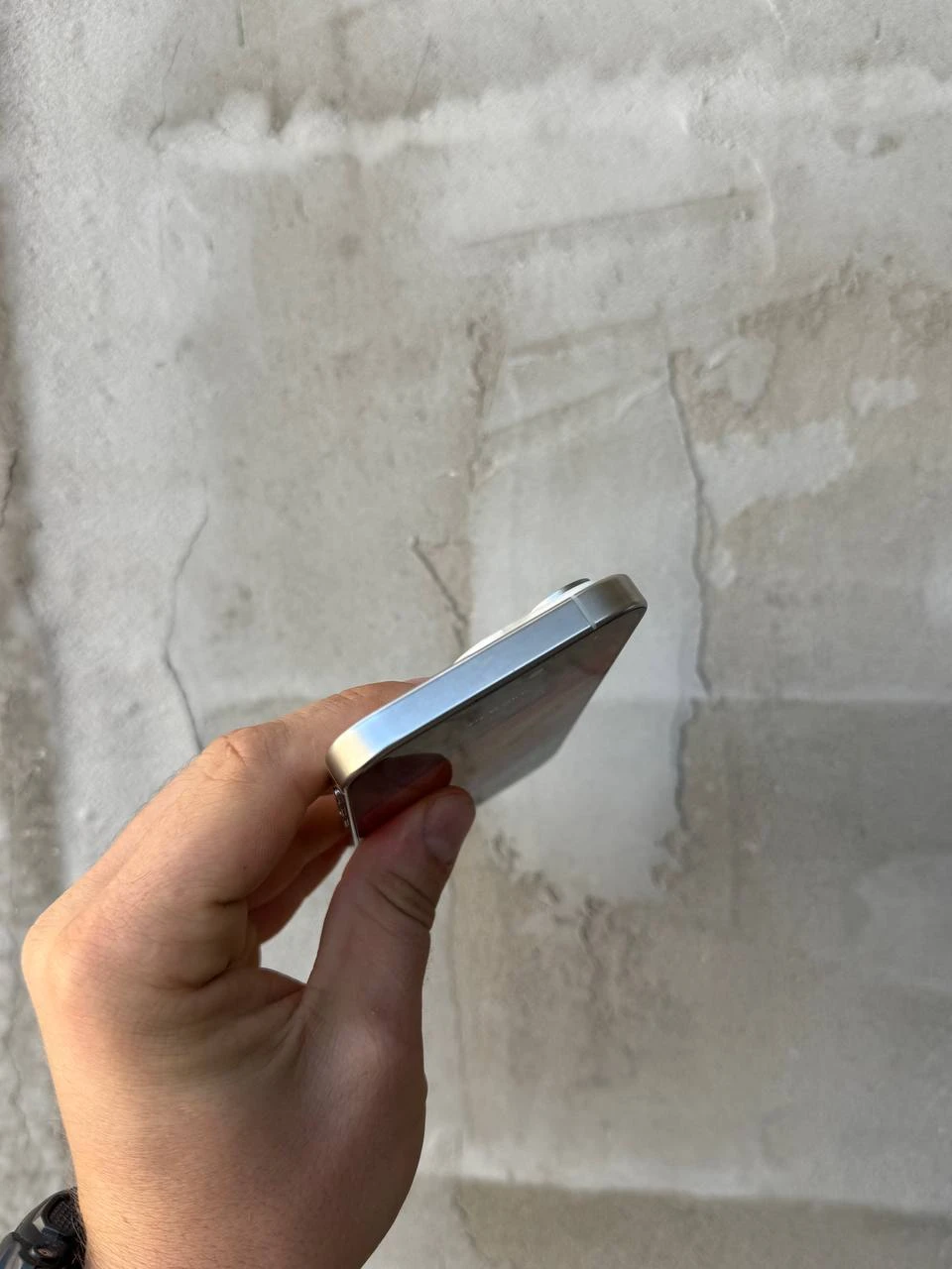 Б/В Apple iPhone 15 Pro 128GB White Titanium (Хороший стан) (MTUW3)