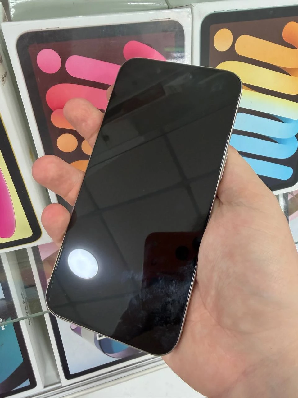 Б/В Apple iPhone 15 Pro Max 512GB Natural Titanium (Хороший стан) Акумулятор 100%, замінений. Екран