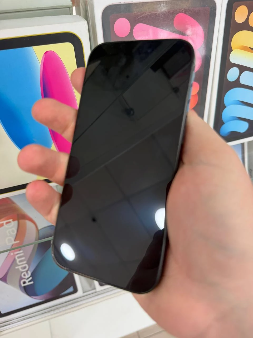 Б/У Apple iPhone 16 Pro 128GB Black Titanium (Хорошее состояние) (MYND3) Аккумулятор 91%, 305 циклов. Экран