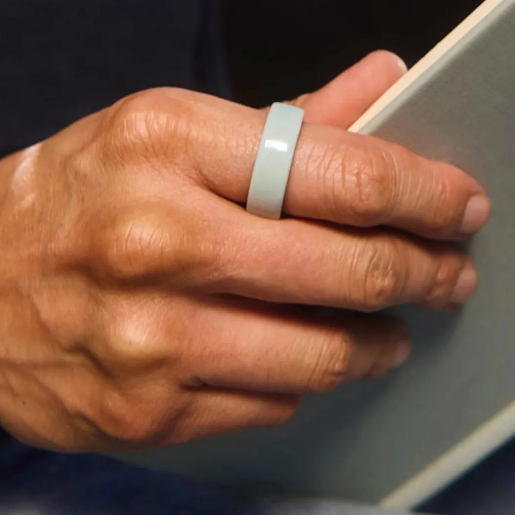 Oura Ring 4 Ceramic Tide Size 8 (JZ90-57461-08)