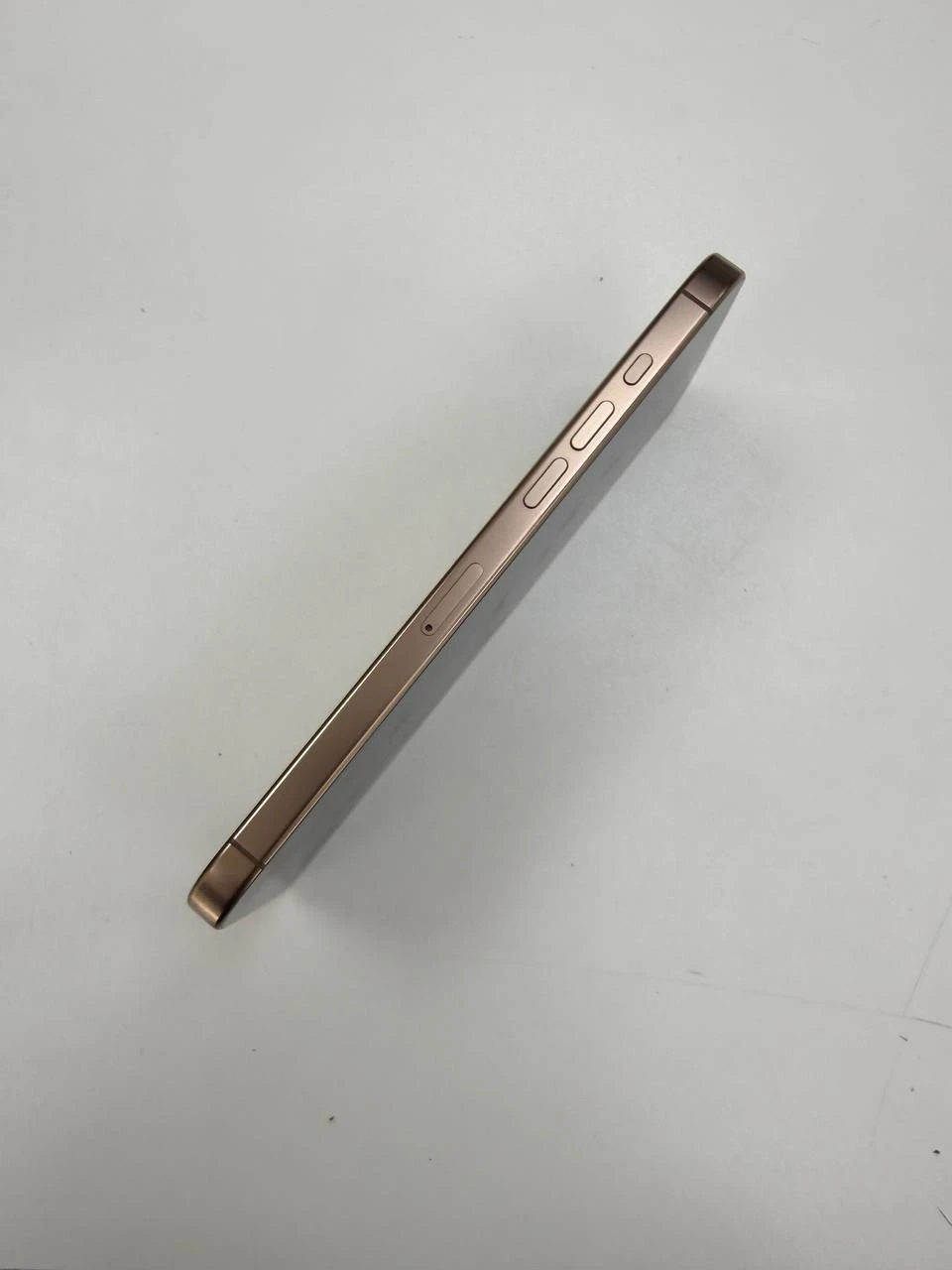 Б/В Apple iPhone 16 Pro Max 256GB Desert Titanium (Як новий) (MYWX3) Акумулятор 91%, 488 циклів.