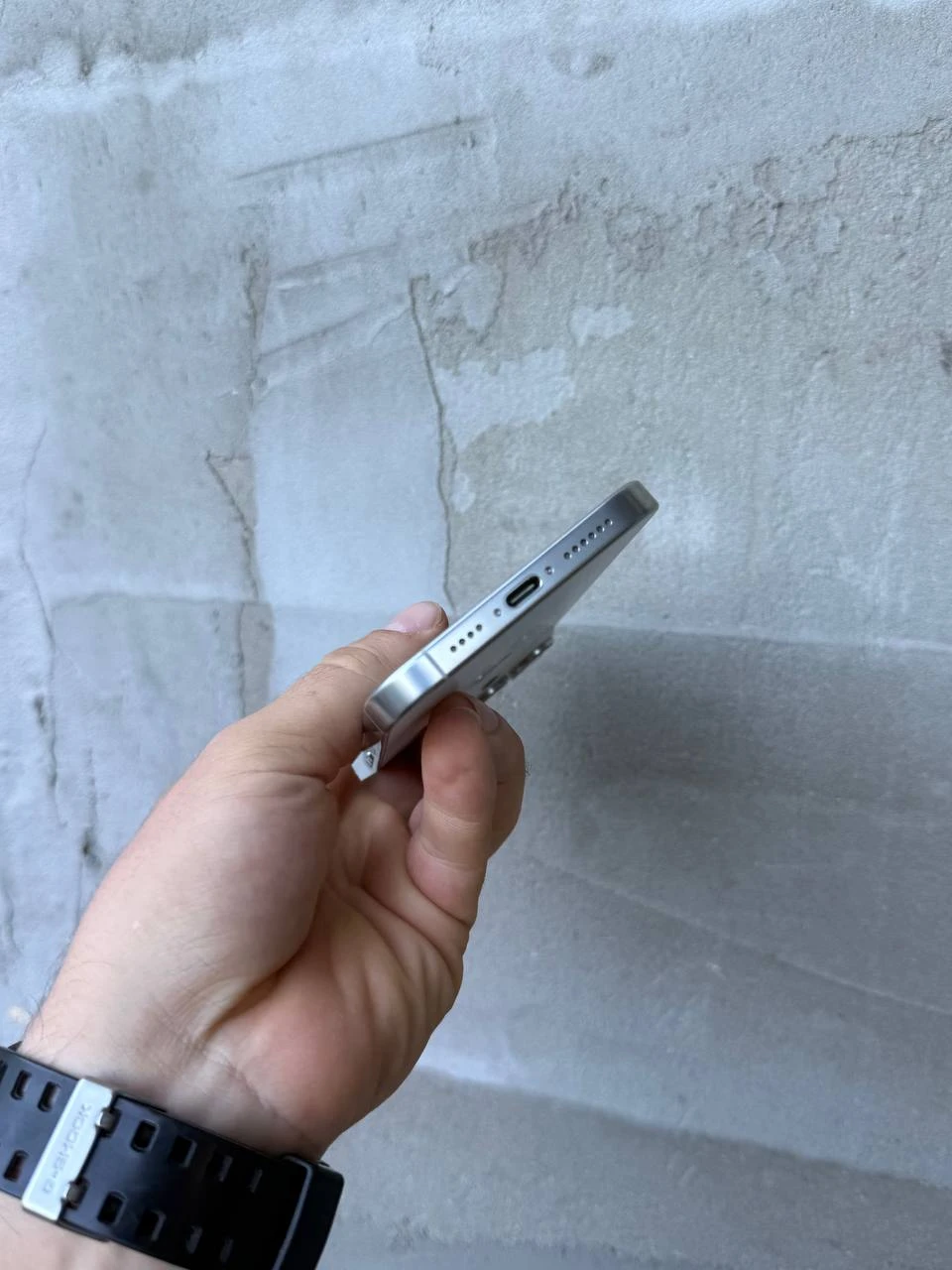Б/У Apple iPhone 16 Pro Max 256GB White Titanium (Хорошее состояние)