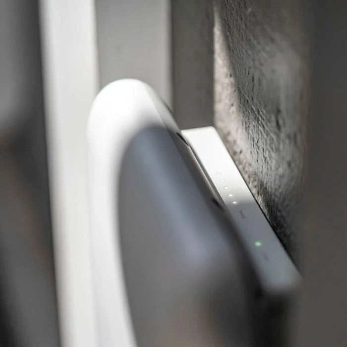 GSM-модем Nokia FastMile Compact 4G03-A + PoE 15w адаптер (3FE75111AC) (FastMile Compact 4G03-A) (UA)