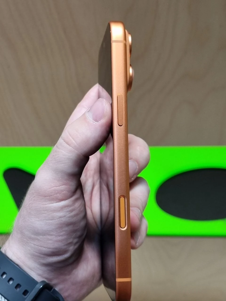 Б/У Apple iPhone 17 Pro Max 256GB Cosmic Orange (Как новый)  Аккумулятор 92%, 455 циклов.
