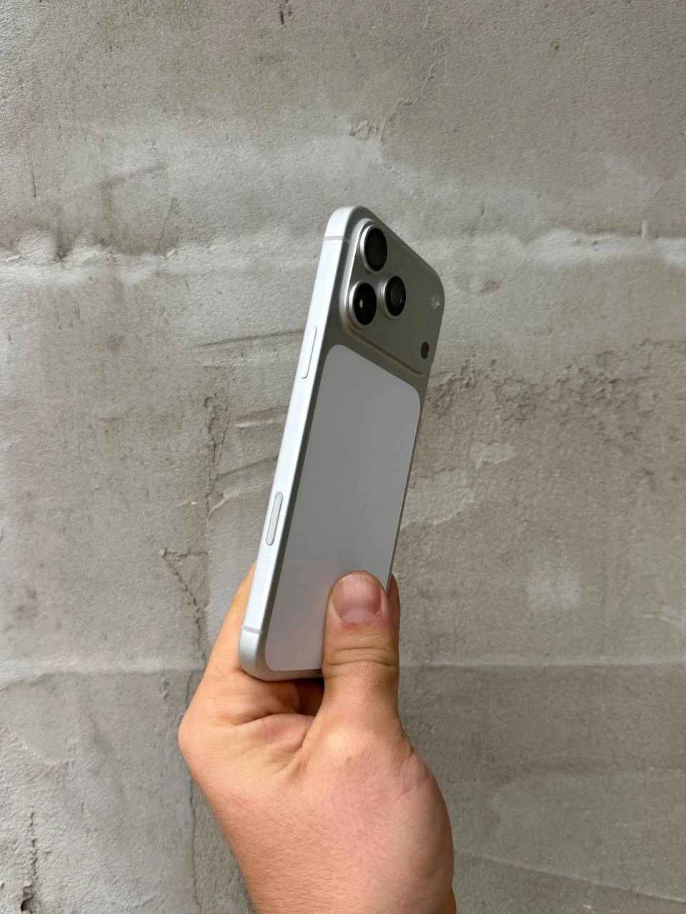 Б/У Apple iPhone 17 Pro Max 512GB Silver (Как новый) (MFYQ4) Аккумулятор 99%, 213 циклов.