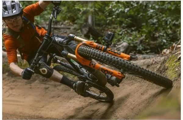 GoPro MAX 2 (CHDHZ-311-RW) Бренд: GoPro; Форм-фактор: камера 360;